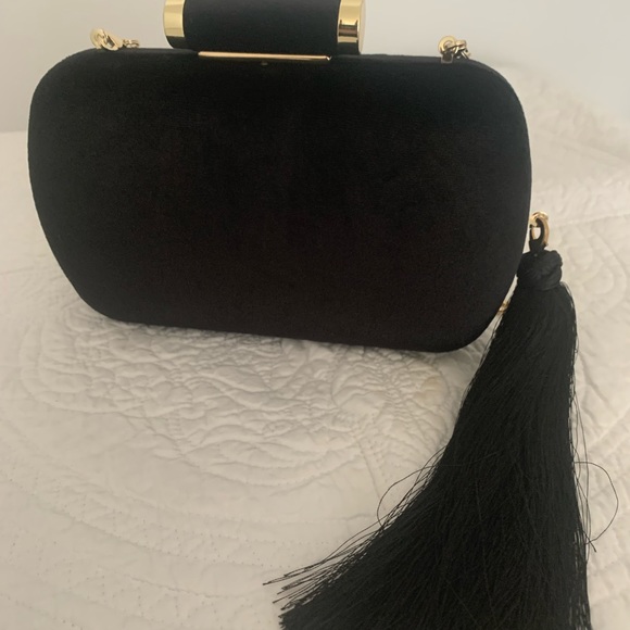 Black Velvet Olga Berg Gold Hardware Clutch - Brand New - Picture 2 of 7